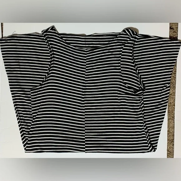 Olivia Rae Navy Blue & White Striped dress in size Small - Picture 4 of 4